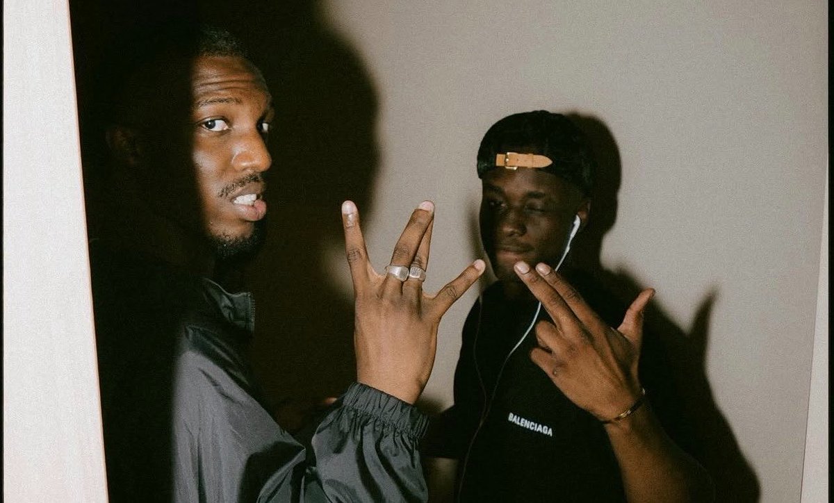 Kulturlesite_'s tweet photo. LES SORTIES DE LA SEMAINE 💿

PROJETS : 
▫️Lujipeka
▫️Nèg’ Marrons
▫️Mairo x Neophron 
▫️Wixo & La2s
▫️Cash Crime 
▫️Riv
▫️Kenny Genus
▫️Warren Saada
▫️Keush

SINGLES : 
▫️Rim’k x Leto
▫️Gambino x Alonzo
▫️Joé Dwet Filé
▫️ISK x TK
▫️Huntrill
▫️Keeqaid
▫️Rounhaa
▫️KLS
▫️Dr Yaro x Kany
▫️Skuluch
▫️Sensey
▫️Eniah

💙 Playlist Radar des sorties :  https://t.co/zawh8eAEza