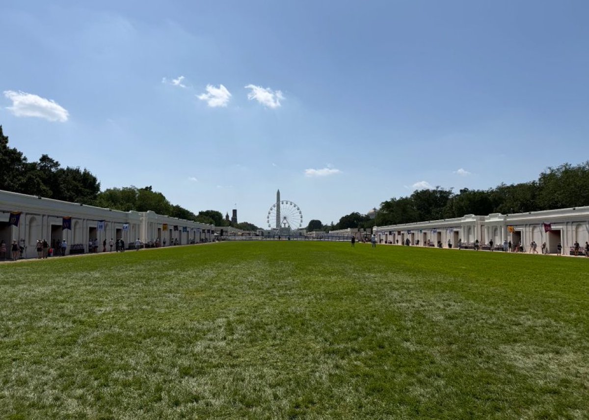 LucasSa56947288's tweet photo. Here’s the attendance of the Great American State Fair:
What do you see? https://t.co/lZ3qvlFFGP