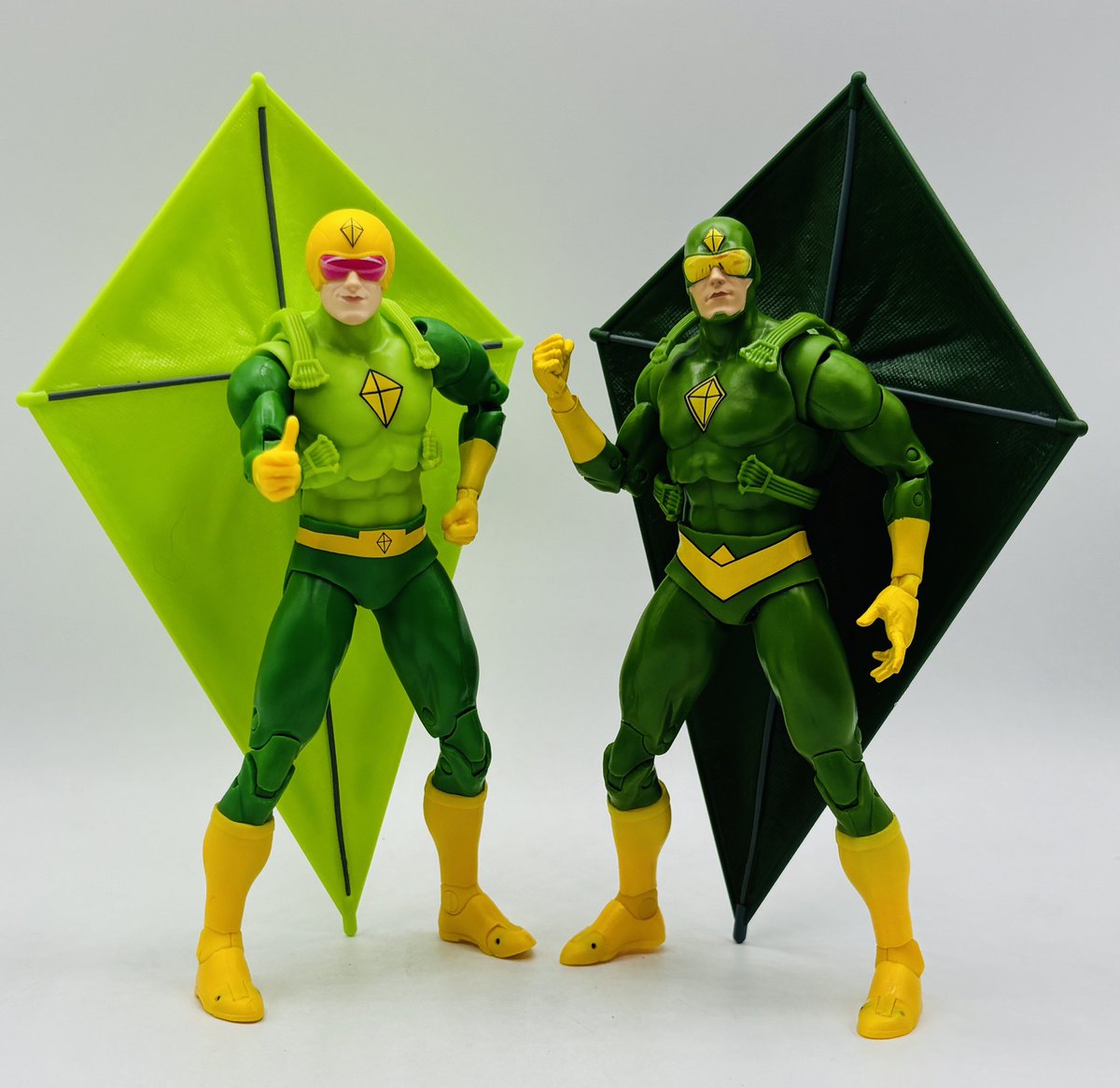sirpaul64's tweet photo. Kite Man DC McFarlane Platinum Edition Unboxing &amp; Review! https://t.co/GxX7zKk4cg #dc #mcfarlane #kiteman #batman #dccomics @mcfarlanetoys https://t.co/ORYaSgwavO