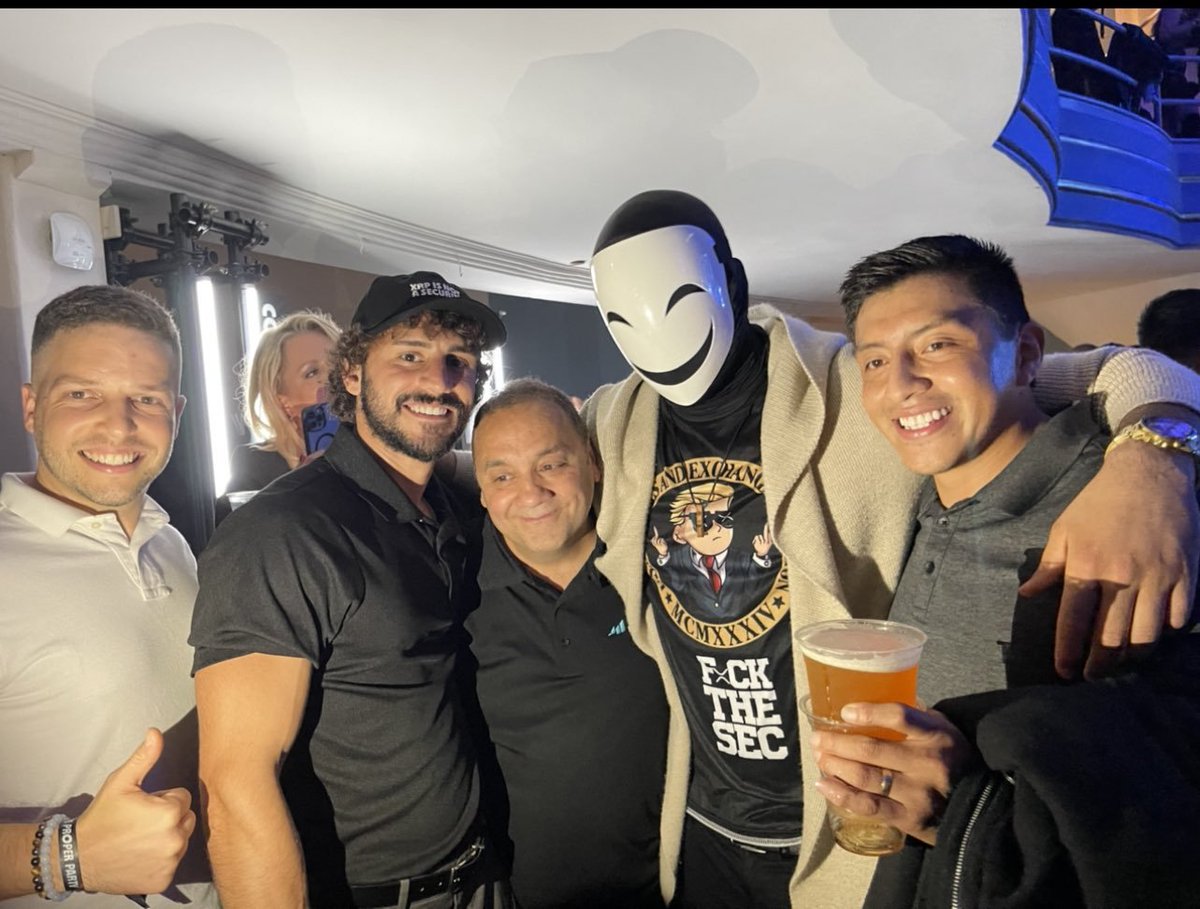 mirzapand's tweet photo. A few of the highlights from XRP NYC 

Proper Party 2023 🎉🥳🎊👏🍾 

@johnnykrypto00 @thebearablebull 
@NodeDefender @JoelKatz @thinkingcrypto @Coachjv_
@AbsGEC https://t.co/1bToIrC3MS