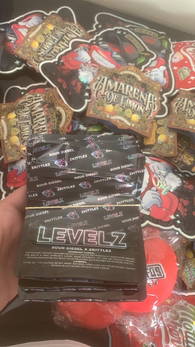 bapedior's tweet photo. 🍋🍒👾 https://t.co/ksWW97DRXW