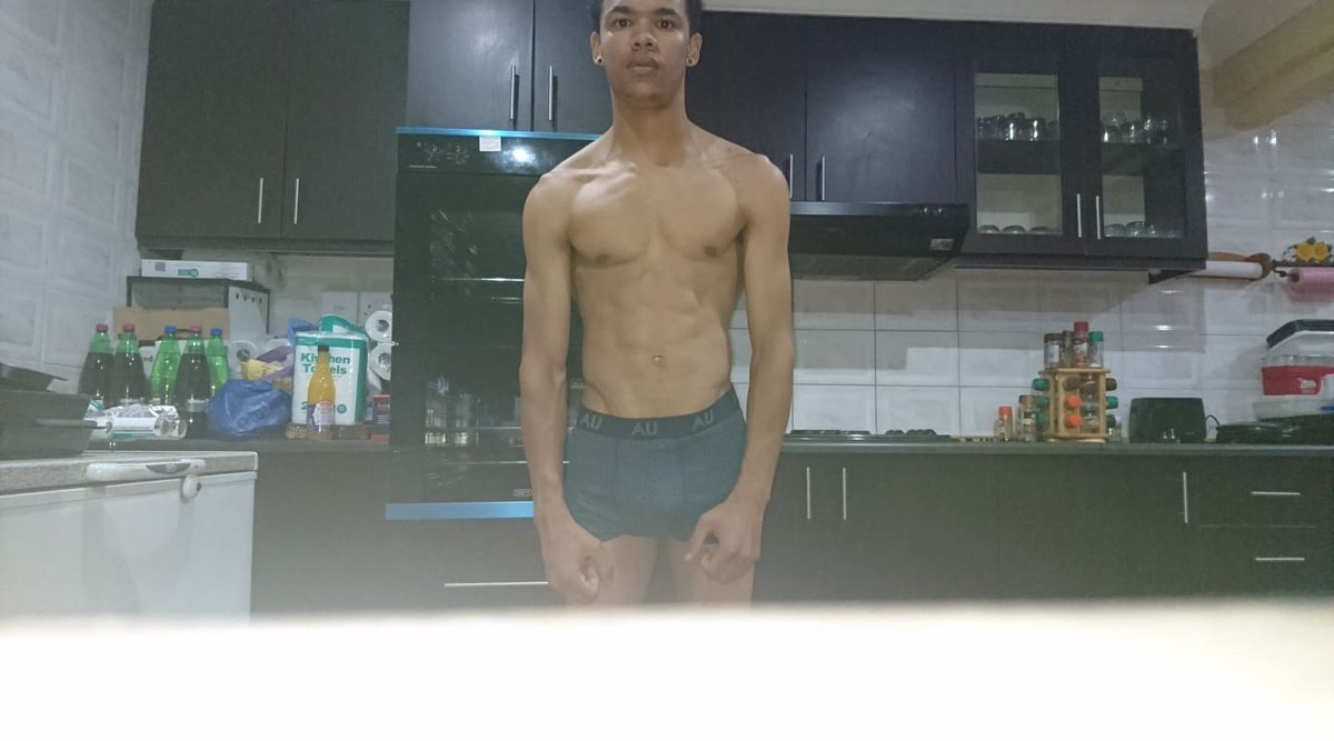 localleakcpt's tweet photo. coloured boy https://t.co/szJEAeuG7e