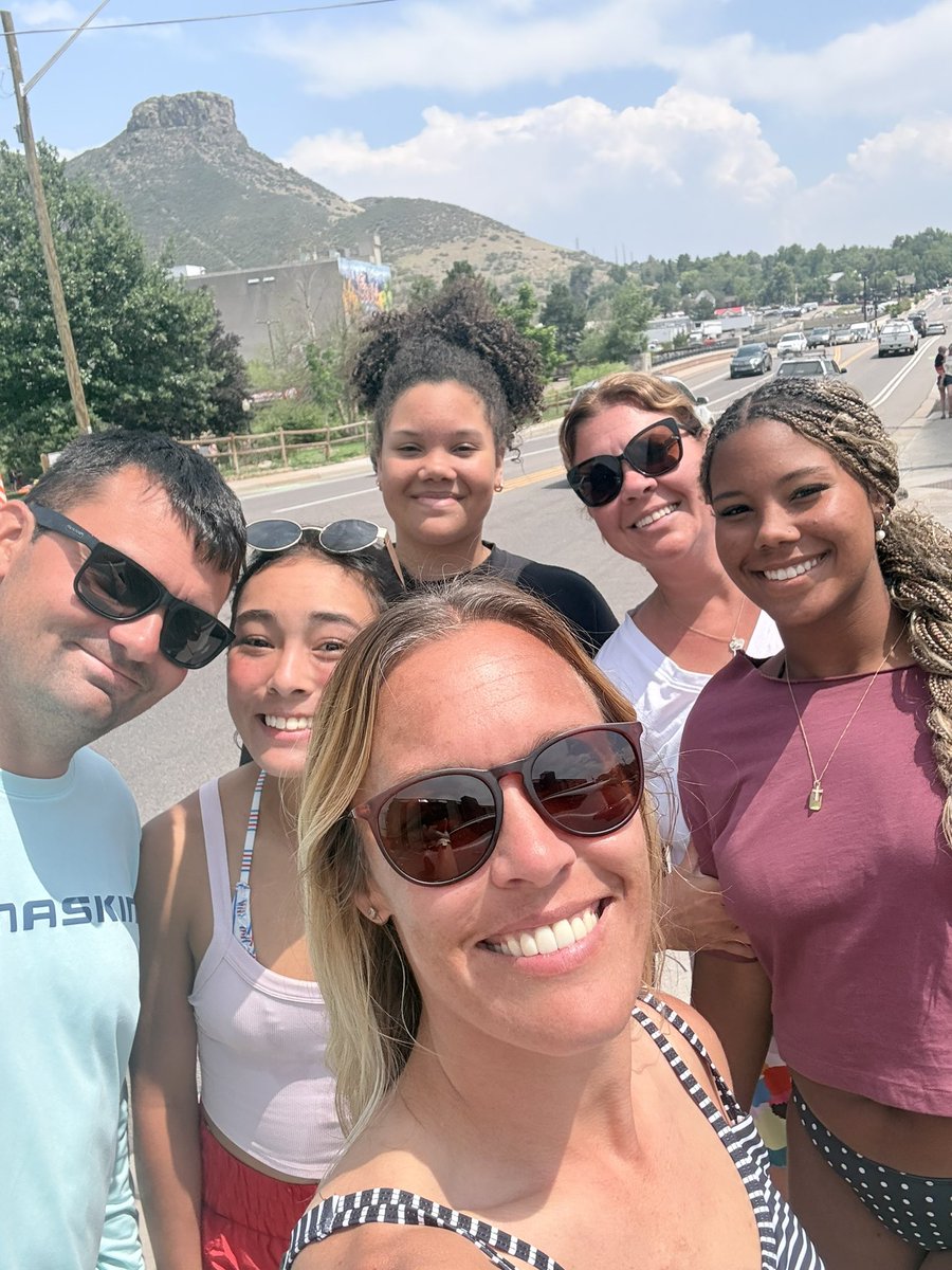 UnityPalmer2728's tweet photo. @addilee09 and @brooklynnd09 had fun with their peeps white water tubing in Golden, CO today!  Stopped for lunch at The Golden Mill. Such a fun day! ☀️ 💦  #travelsoftballlife #coloradosparkler #unitysoftball https://t.co/Qkz9VcSwvW