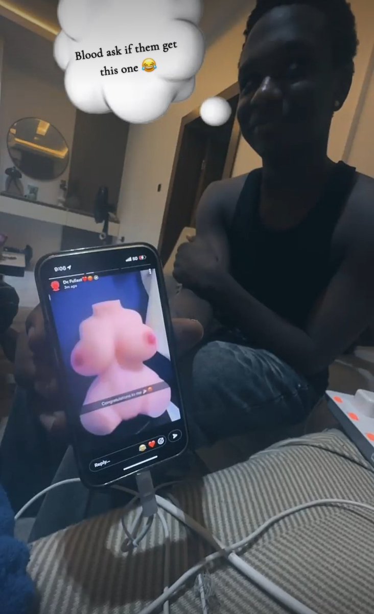 Notwicked0's tweet photo. This guy too useless https://t.co/XU2xuqm0sw