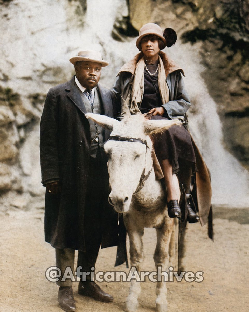 AfricanArchives's tweet photo. Marcus and Amy J. Garvey, 1922. https://t.co/8yqKiPyzAo