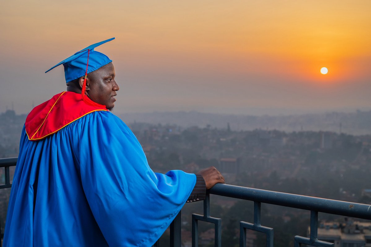 victor_tayebwa's tweet photo. 1/6 

Felicitations to Me. 🎓

Today, I proudly celebrate the successful completion of my Bachelor of Arts in Mass Communication. This is a remarkable achievement and a testament to my resilience, determination, and hard work.
Despite the challenges I faced, I refused to give up.

My journey has not been easy at all. It reflects my strength, perseverance, and commitment to pursuing my goals. I have learnt that setbacks do not define us; rather, they shape us into stronger and more determined individuals.