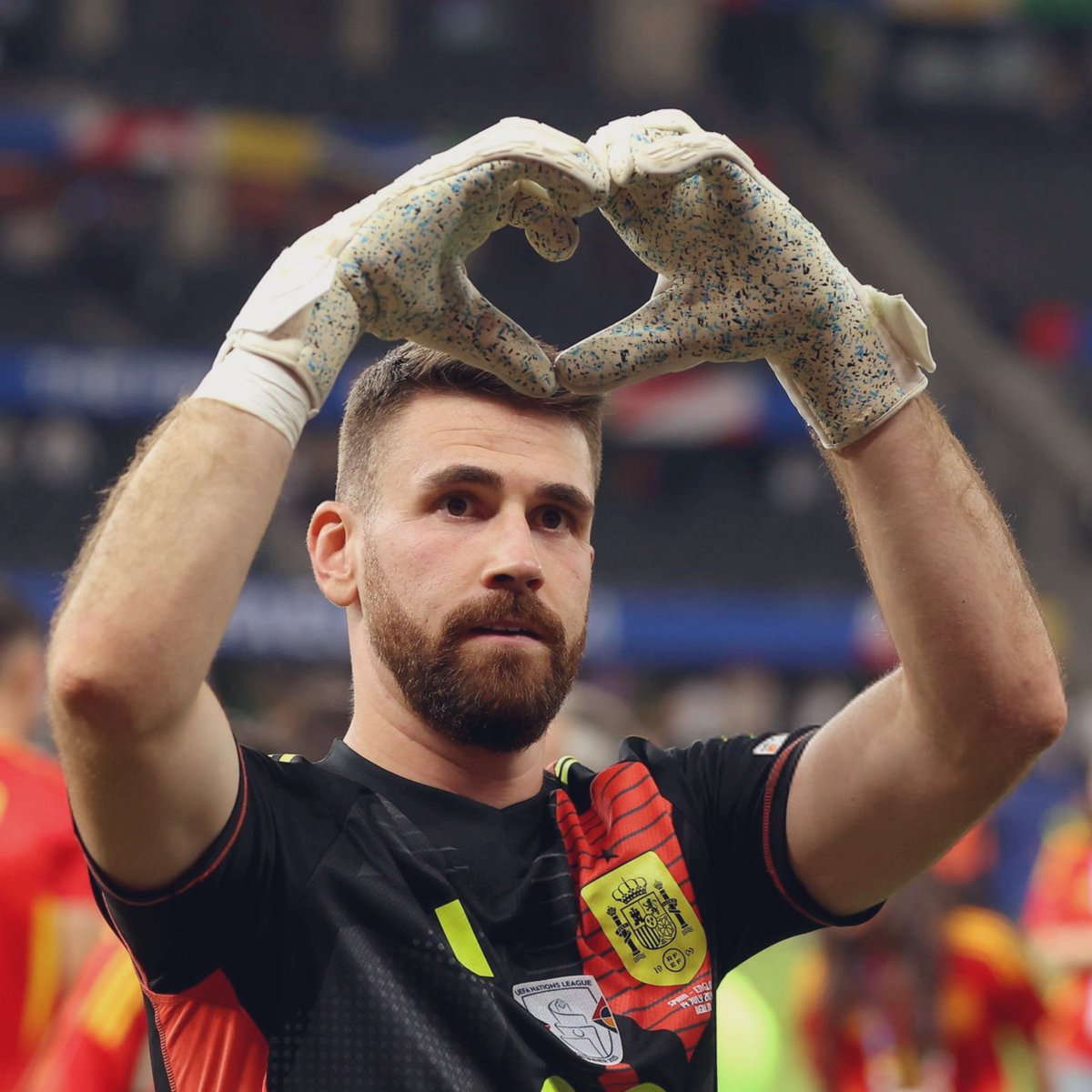 krackka's tweet photo. Unai Simón reaches 518 minutes without conceding, setting the longest clean sheet streak by a goalkeeper in World Cup history🧤

#ESPAUT #FIFAWorldCup https://t.co/4nMIsbo1BS
