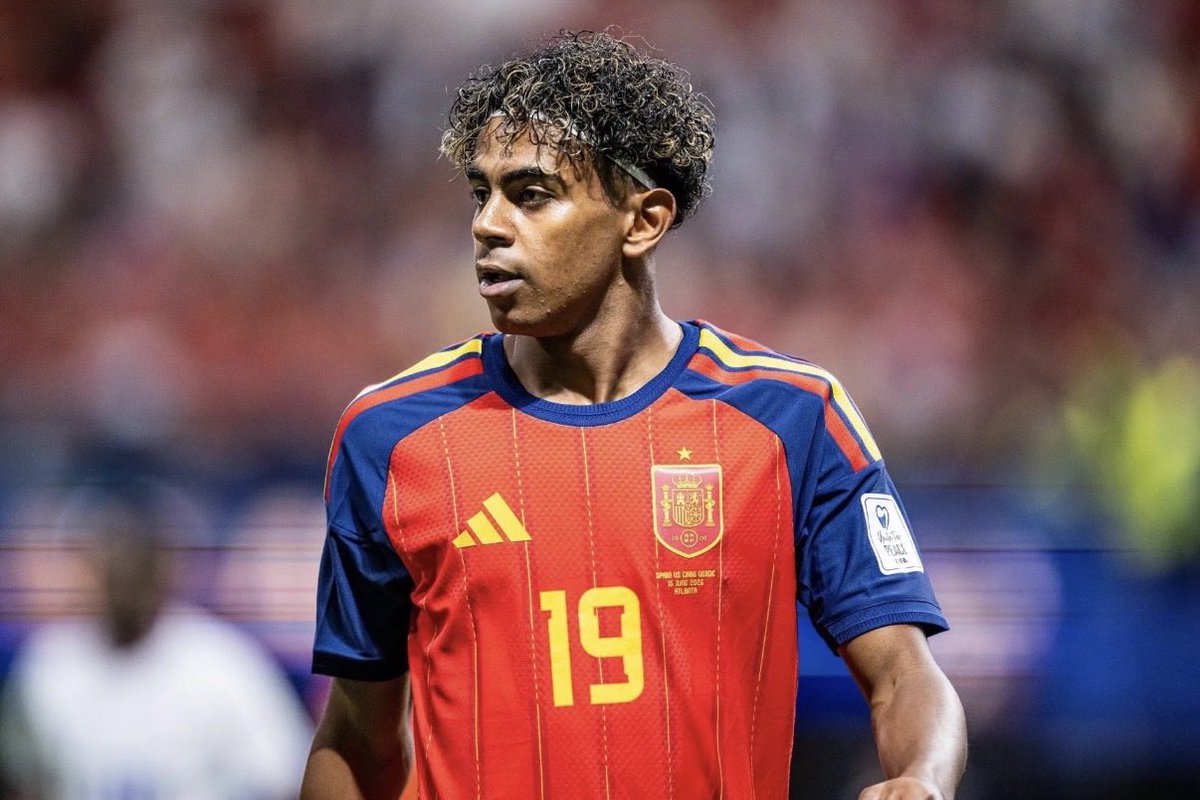 PedreRM's tweet photo. @madridblaugrana El Mundial de Mbappé es estelar.
El Mundial de Vinicius es estelar.
El Mundial de Haaland es estelar.
El Mundial de Olise es estelar.
El Mundial de Dembélé es estelar.
El Mundial de Kane es estelar.
El Mundial de Bellingham es estelar.

El Mundial de Lamine es BALÓN DE PLAYA https://t.co/jidclkdcXV