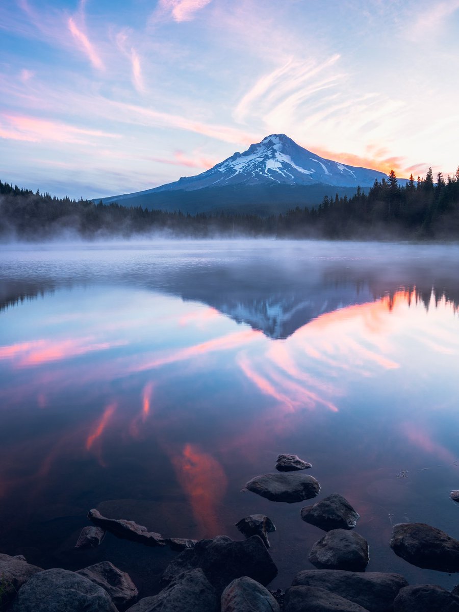 worldclick56's tweet photo. Mount Hood, Oregon 🇺🇲 https://t.co/HJs3U4gnVR