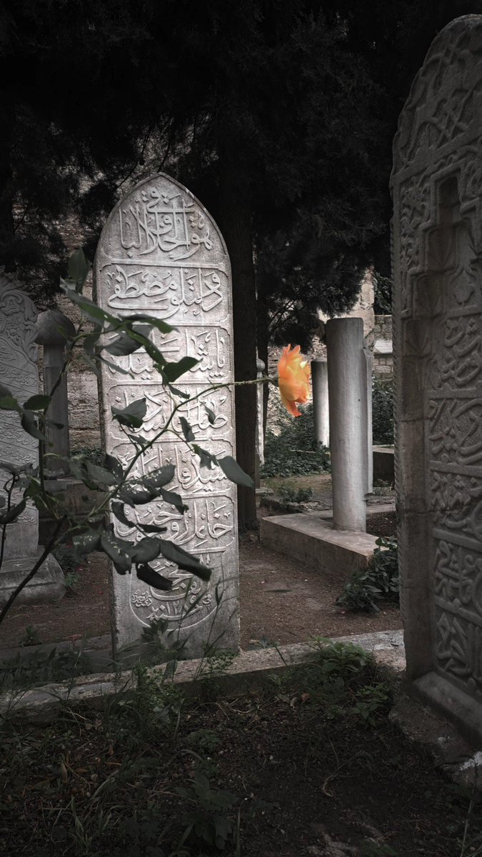 NurayIp's tweet photo. Edep ver ya Rabbi,
Başımı önüme eğdirsin.
Takva ver ya Rabbi,
Salih amel işletsin.
Samimi bir damla gözyaşı ver ya Rabbi,
Azap ateşimi söndürsün.
İlim ver Zat'ını bulayım,
Hilm ver merhameti bileyim.
Akıl ver imanla öleyim,
Huzuruna gülerek geleyim..
Hayr'lı cumalar 

#cumamızmübarekolsun #cuma