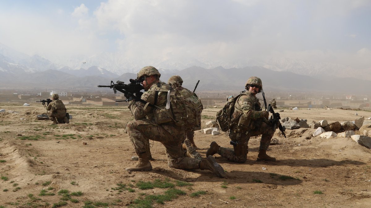 OKGuard's tweet photo. The Minutemen helped secure our nation's freedom. Today, the National Guard carries that tradition forward, serving both state and nation through its dual mission. Ordinary citizens. Extraordinary service. 🇺🇸 #IndependenceDay https://t.co/G1qFYHAzwv
