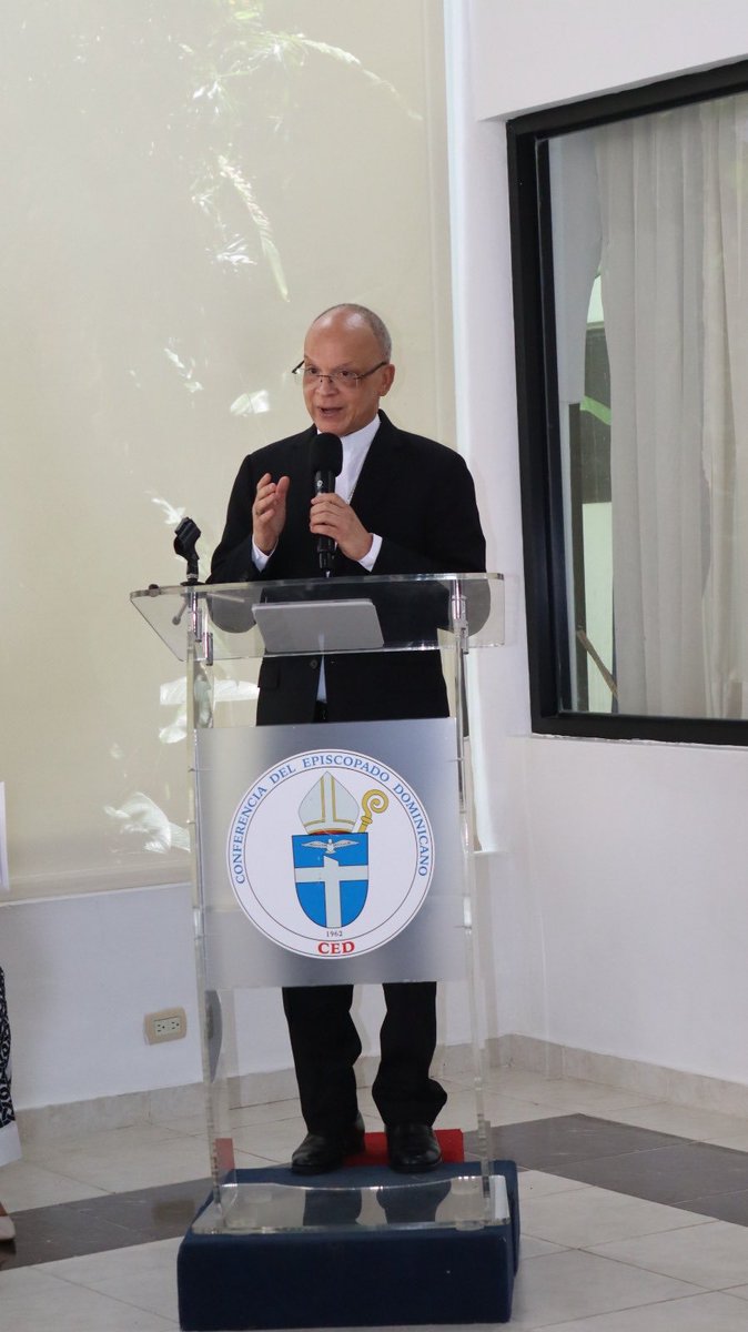 EpiscopadoRD's tweet photo. Presentamos nuestras autoridades para el trienio 2026-2029. 

🔵 Presidente: Mons. Ramón Alfredo de la Cruz, obispo de San Francisco de Macorís.
🔵 Vice: Mons. Carlos Tomás Morel, arzobispo coadjutor de S. D.
🔵 Secretario General: Mons. José Amable Durán , obispo auxiliar de #SD https://t.co/a0H2EmgDAO