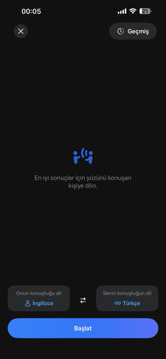 erhanmeydan's tweet photo. Meta Ray-Ban gözlüklerdeki canlı çeviri özelliği Türkiye'de de kullanıma açıldı.

→ Türkçe dil desteği aslında bir süredir vardı, ama özellik ülkemizde kapalıydı, o kilit şimdi kalktı
→ İstediğimiz iki dili seçiyoruz, karşımızdaki konuşurken çevirisini anında kulağımızdan dinliyoruz

Konferanslardaki simultane çeviri düzenini hatırlıyorum: kabinler, çevirmenler, girişte dağıtılan kulaklıklar...
Koca bir organizasyon, şimdi taktığımız gözlüğe sığıyor.
