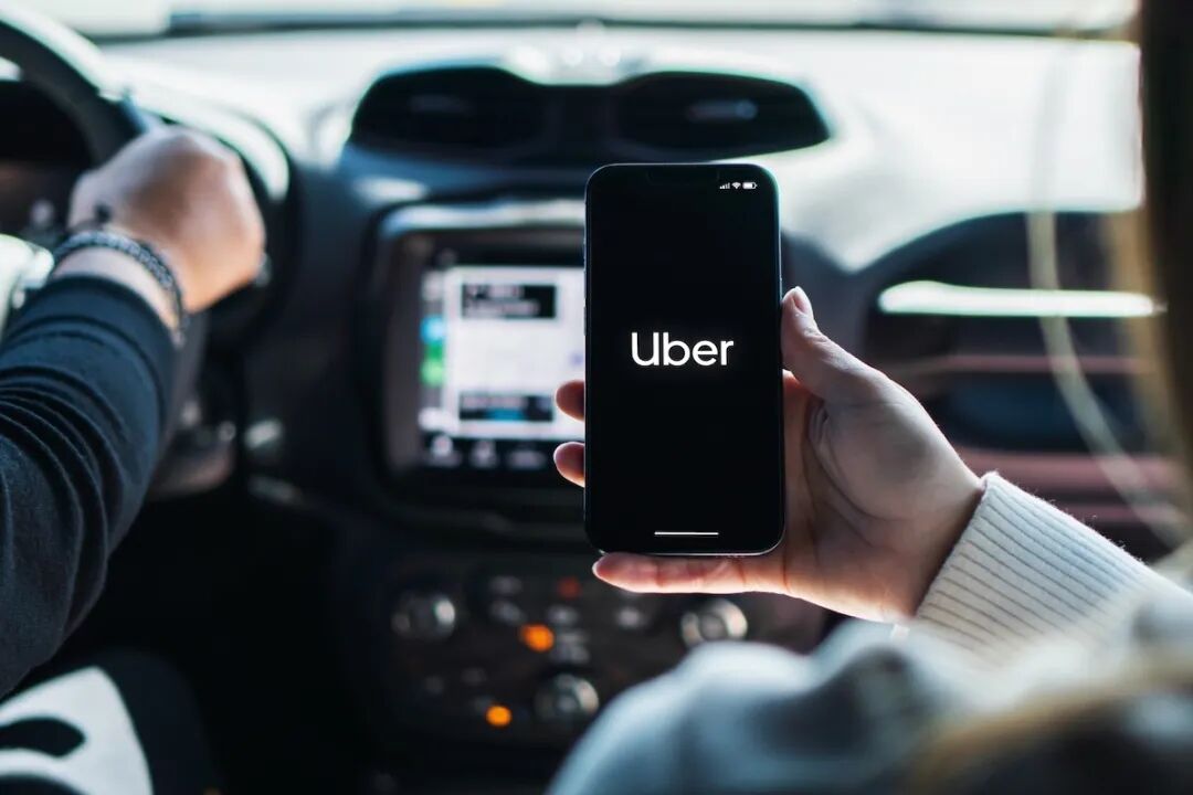 AA_DTC's tweet photo. New York's July updates are here.
Better protection for Uber &amp; Lyft driver accounts (July 28)
Higher standards for security worker benefits
2,200+ new street vendor permits each year
New surcharge on certain non-primary luxury homes
Essential Plan eligibility changes. https://t.co/u8wDxur3pQ