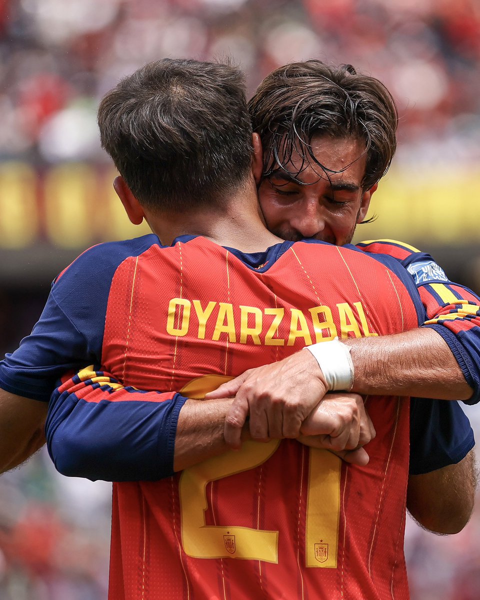 FC Barcelona tweet media