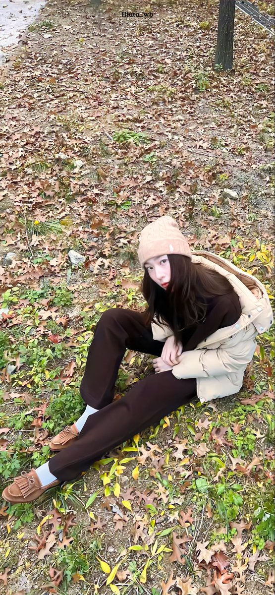 chaeternelle's tweet photo. Thread Krystal Lookscreens 
#KRYSTAL https://t.co/DO6QrF7Kwz