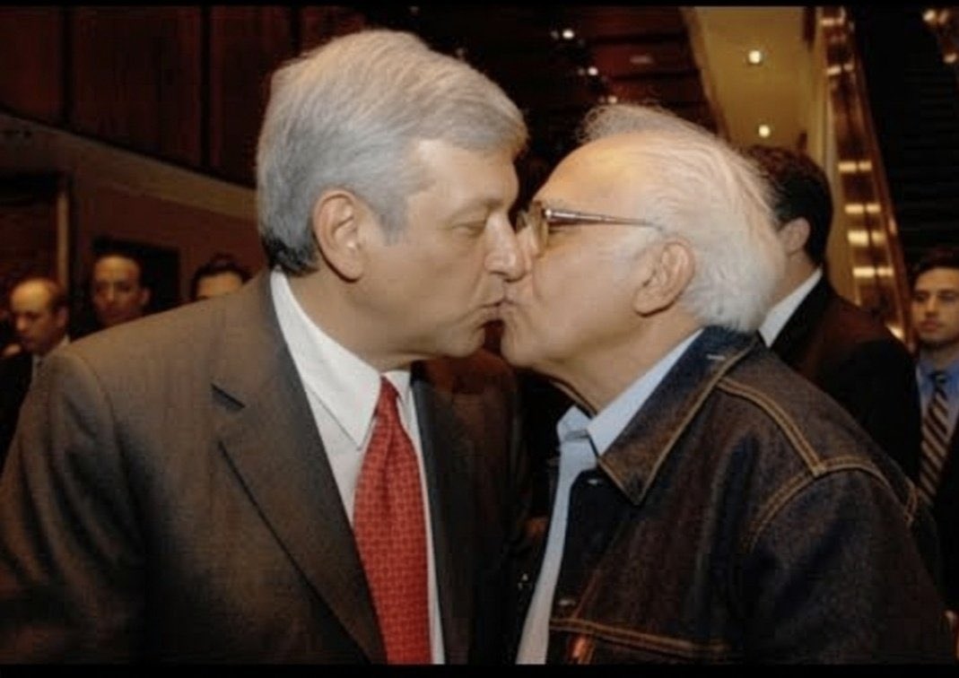 BetoTol7304's tweet photo. @BeatrizGMuller Oye Zopi tu mejor que nadie debes de saber que #Narco Ex Presidente @lopezobrador_ es plutooooooo 🤷

#LaPerritaDeMonsiváis https://t.co/qMA2fcx9w8