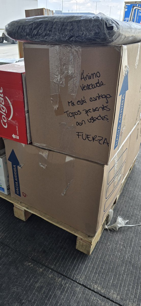 topos's tweet photo. 🇲🇽❤️🇻🇪 ¡Lo logramos!

Hoy, Brigada de Rescate Topos Tlaltelolco A.C. realizó el segundo envío de ayuda humanitaria a Venezuela, siendo la primera organización en enviar una segunda carga para apoyar a las comunidades afectadas.

Gracias a cada donante, voluntario y aliado que hizo posible este esfuerzo. Cada caja lleva insumos esenciales, solidaridad y un mensaje muy claro:

"México está con Venezuela."

Seguimos trabajando. Seguimos ayudando 

#ToposMX #AyudaHumanitaria #Venezuela