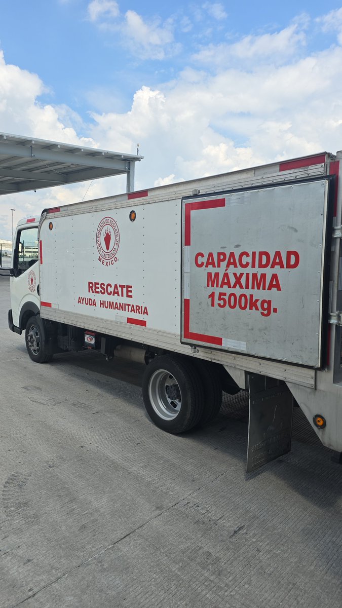 topos's tweet photo. 🇲🇽❤️🇻🇪 ¡Lo logramos!

Hoy, Brigada de Rescate Topos Tlaltelolco A.C. realizó el segundo envío de ayuda humanitaria a Venezuela, siendo la primera organización en enviar una segunda carga para apoyar a las comunidades afectadas.

Gracias a cada donante, voluntario y aliado que hizo posible este esfuerzo. Cada caja lleva insumos esenciales, solidaridad y un mensaje muy claro:

"México está con Venezuela."

Seguimos trabajando. Seguimos ayudando 

#ToposMX #AyudaHumanitaria #Venezuela