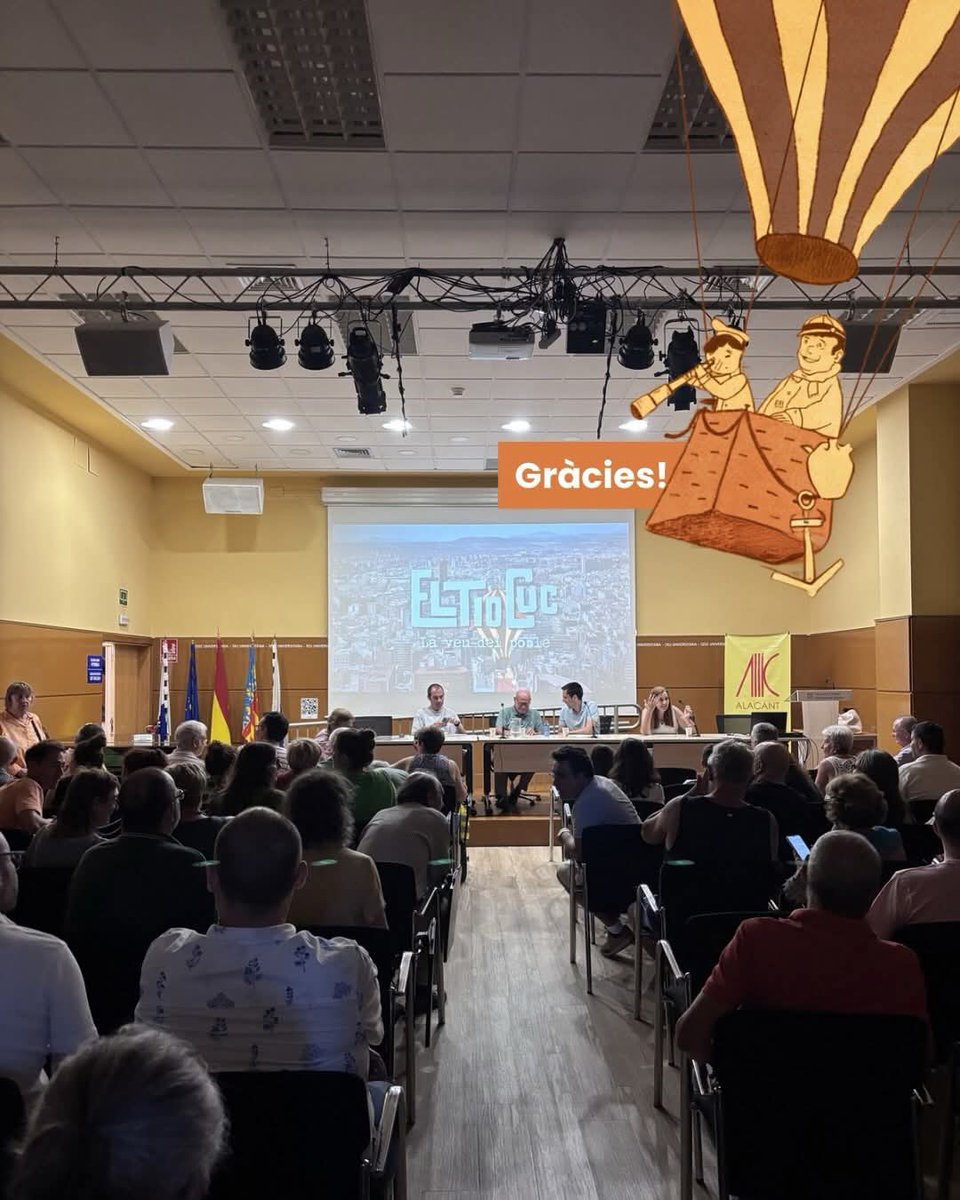 lillousechi's tweet photo. Hem presentat el documental 'El Tio Cuc, la veu del poble' i s'ha habilitat una segona sala perquè la gent no hi cabia.

En Alacant també passen estes coses. Que conste en acta https://t.co/OIP4DmUfYx