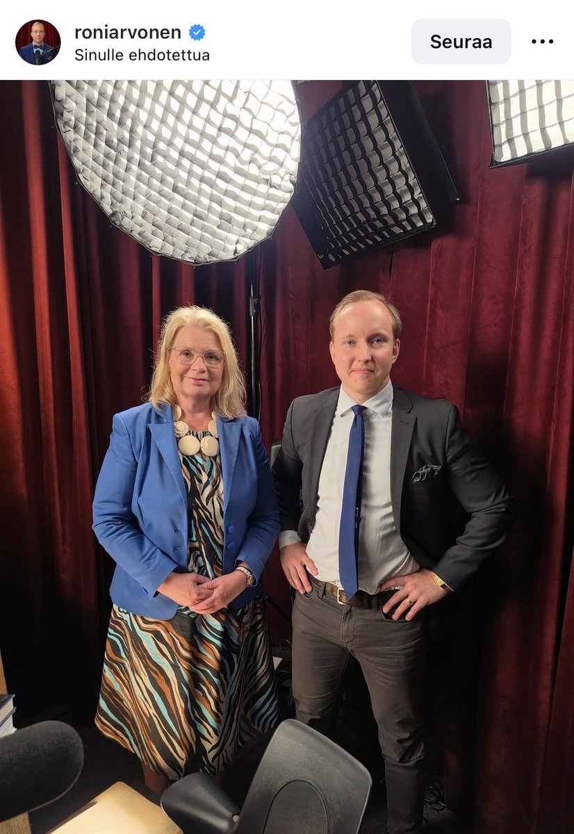 tempusultima's tweet photo. Voi jestas, oikeusministeri on ollut hörhö-Arvosen podcast-vieraana. Todella noloa hallituksen kannalta! #roniarvonen #leenameri #oikeistopopulismi https://t.co/KOTwRXV0jI