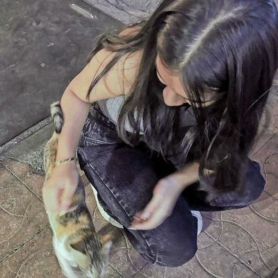 chsslntc's tweet photo. gec kalinmis bir icon owner https://t.co/etzyltMUH5