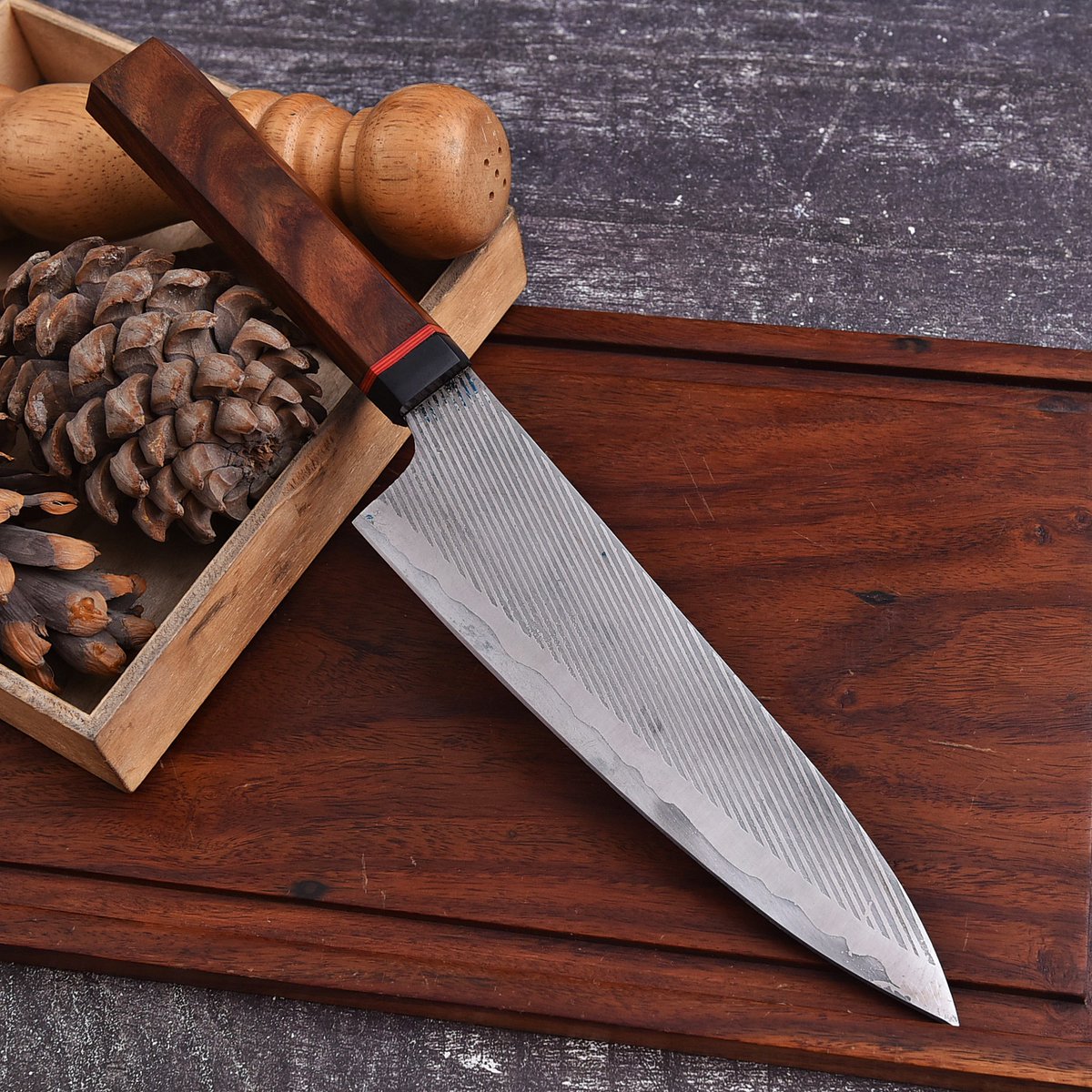 ElementCrafts7's tweet photo. handmade Chef Knife 
#KitchenEssentials #giftidea #chefknife #unitedstate 

https://t.co/pkyw6hYBTI https://t.co/tY8YbCcoEN