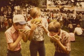 UNTsocial's tweet photo. As America celebrates its 250th birthday this Independence Day, we're looking back at Denton's Bicentennial celebration in 1976. 🇺🇸

Parades, picnics, a 7.6-mile fun run at then-Fouts Field, fireworks, and plenty of #MeanGreenSpirit. 💚

How are you celebrating the Fourth? https://t.co/LhAgetu4JB