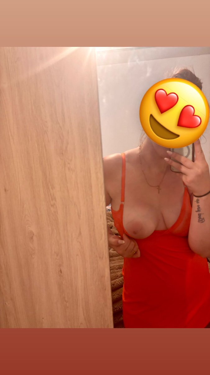 Lilibft_'s tweet photo. Petite photo très hot pour vous mes amours, j’avais envie de vous faire plaisir ce soir 🙈😍
#atm #soumis #domina #moneyslave #findom #nuisette #orange #seins #nude #hot https://t.co/5tqhIPPPGR
