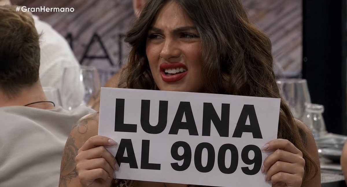 AgussLanzelotta's tweet photo. LUANA AL 9009 
#granhermano 
Luana https://t.co/1u1C3WYB9p