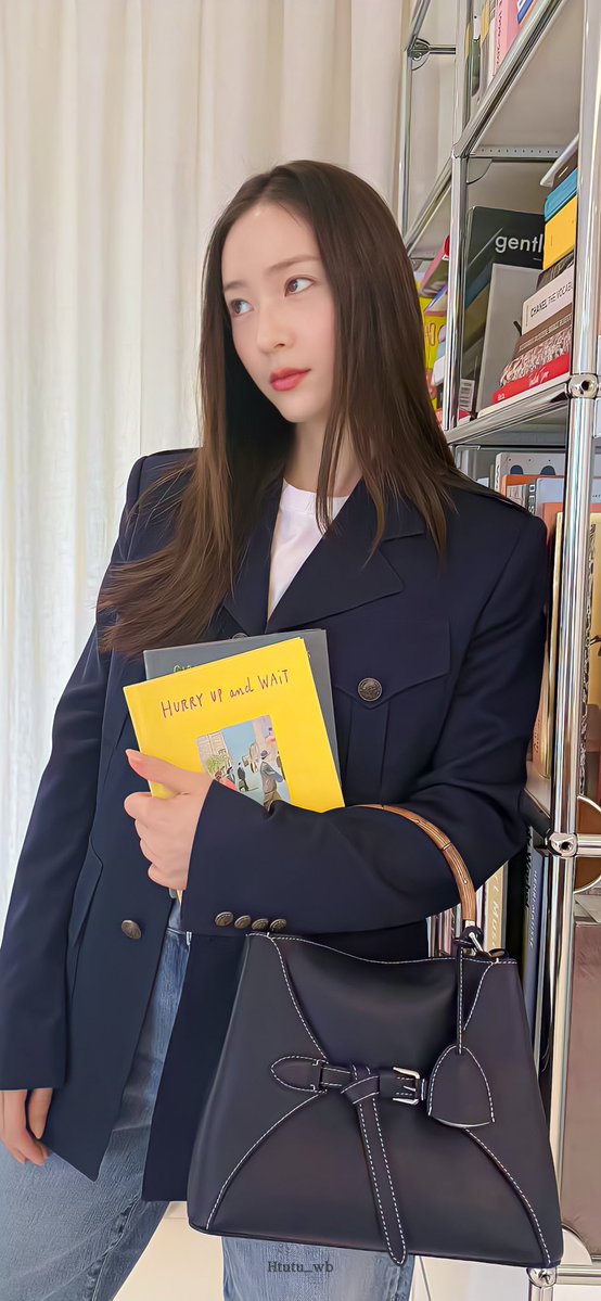 chaeternelle's tweet photo. https://t.co/Fo31gngX95