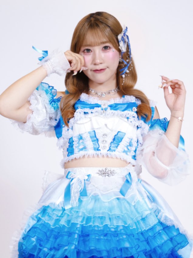 airu_serizawa's tweet photo. ダイエット前→ダイエット後 https://t.co/XJ6998rp8O