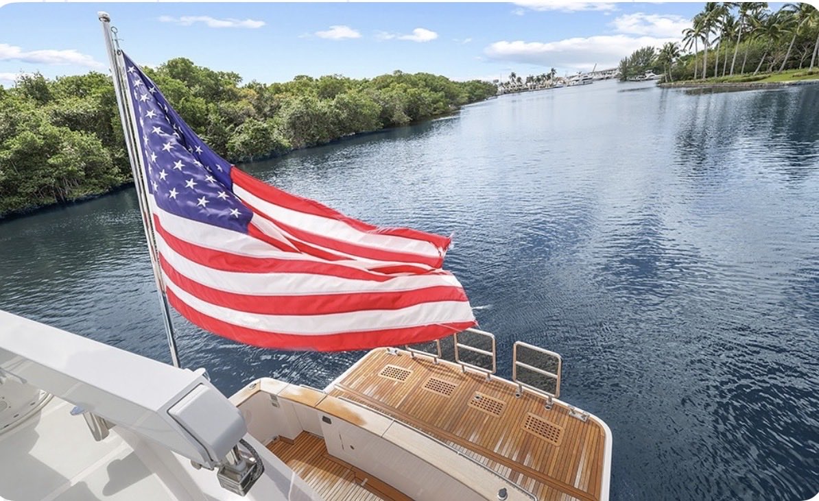 Outerreefyachts's tweet photo. Celebrating Freedom, Adventure, and 25+ Years of Making Dreams a Reality!

From all of us at Outer Reef Yachts, we wish you a safe and joyful Fourth of July.

Happy Independence Day! 🇺🇸 https://t.co/6f9rCYp1EM