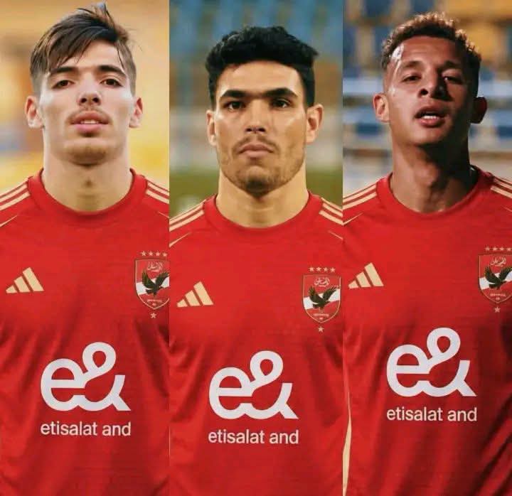 1Eslam20's tweet photo. بس في حاجة مسكوت عنها شوية...
موضوع إن الأهلي بيجيب اللعيبة اللي عندها خبرة في الكونفدرالية طلع بجد مش إفيه😀 https://t.co/6VXTj3Y3Bc