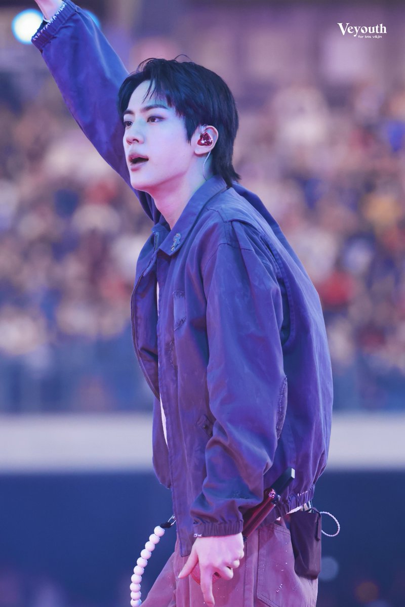 Veyouth_9592's tweet photo. 260702 BRUSSELS  
#JIN #진  
#BTSJIN  #SEOKJIN  #방탄소년단  #BTS_WORLDTOUR_ARIRANG
@BTS_twt https://t.co/7Jfv5t0yqp