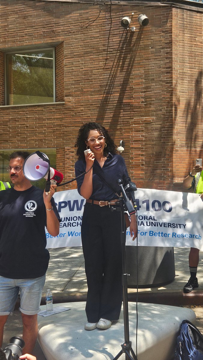 CPWUAW's tweet photo. Scenes from Tuesday’s rally! Thank you again to @claireforny  @DarializaforNY  @bradlander @spocuaw  @mancillabrando  and @UAWRegion9A  for standing with us as we fight for improving job security, increased childcare support, and basic protections against harrasment. 1/2 https://t.co/rxFlDCh8wG