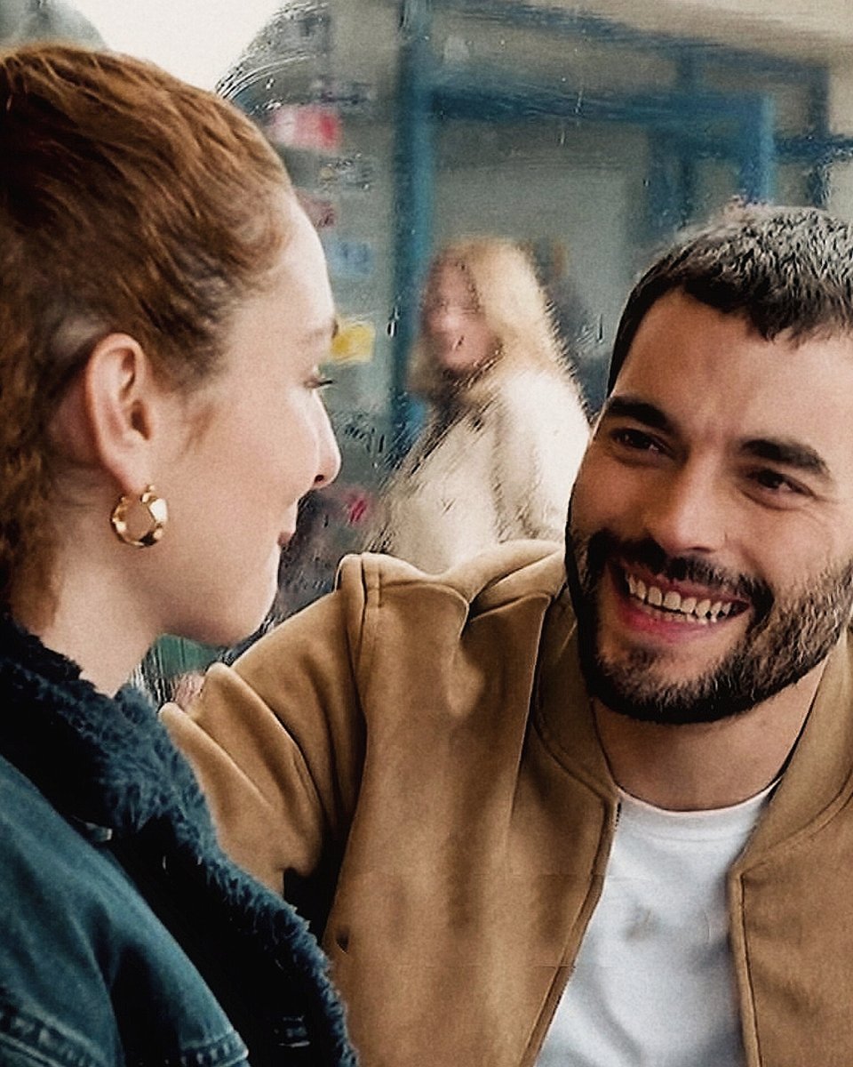 SOL967328645511's tweet photo. Ojalá algún día vuelvan a trabajar juntos 🙌. Ellos me hicieron muy feliz con mi #TimHan 🥺💘.

#AkınAkınözü #SerraArıtürk https://t.co/1tf6VCwBzA