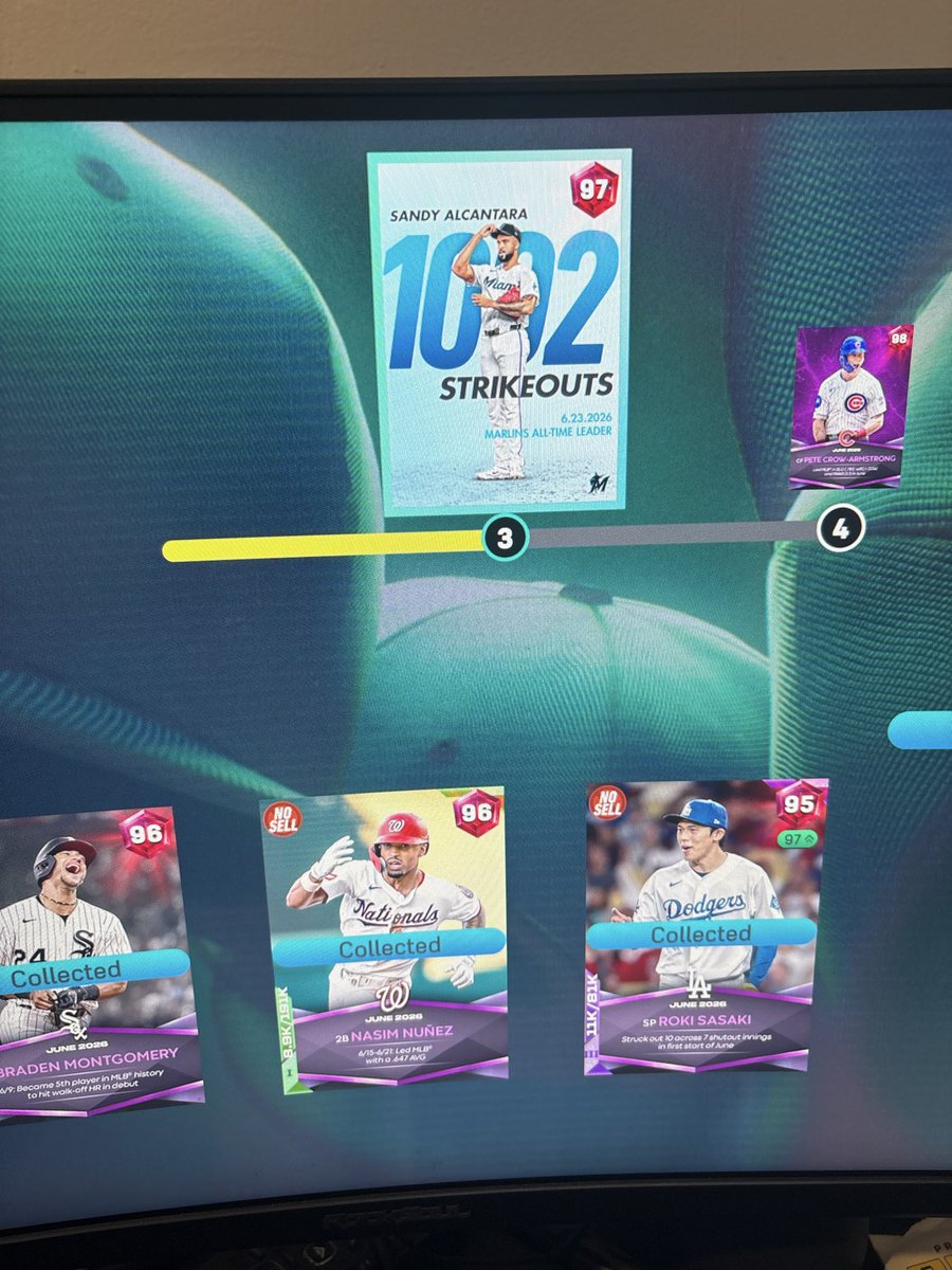 iamgmart's tweet photo. @MLBTheShow how come i have the cards but i cant use Sandy or show i have sandy? https://t.co/t78TmEP0Zp