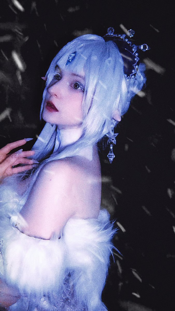 MSaruhiko's tweet photo. I waited for her for so long 😭

#tsaritsa #GenshinImpact #genshintsaritsa https://t.co/2GnQkor9xn