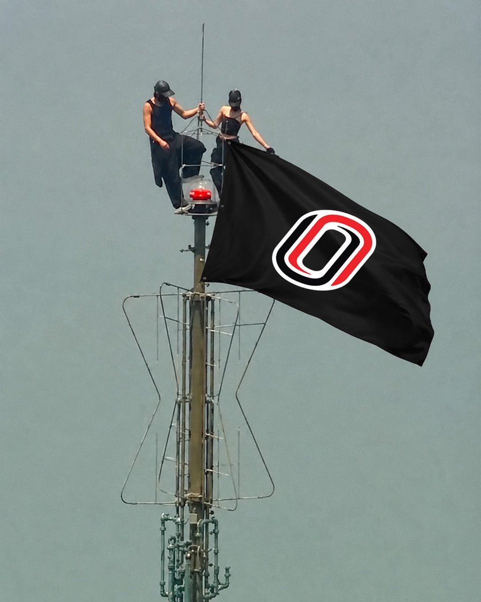 UNOmaha's tweet photo. Raise the O 🏴 https://t.co/v3H6wFdEUj