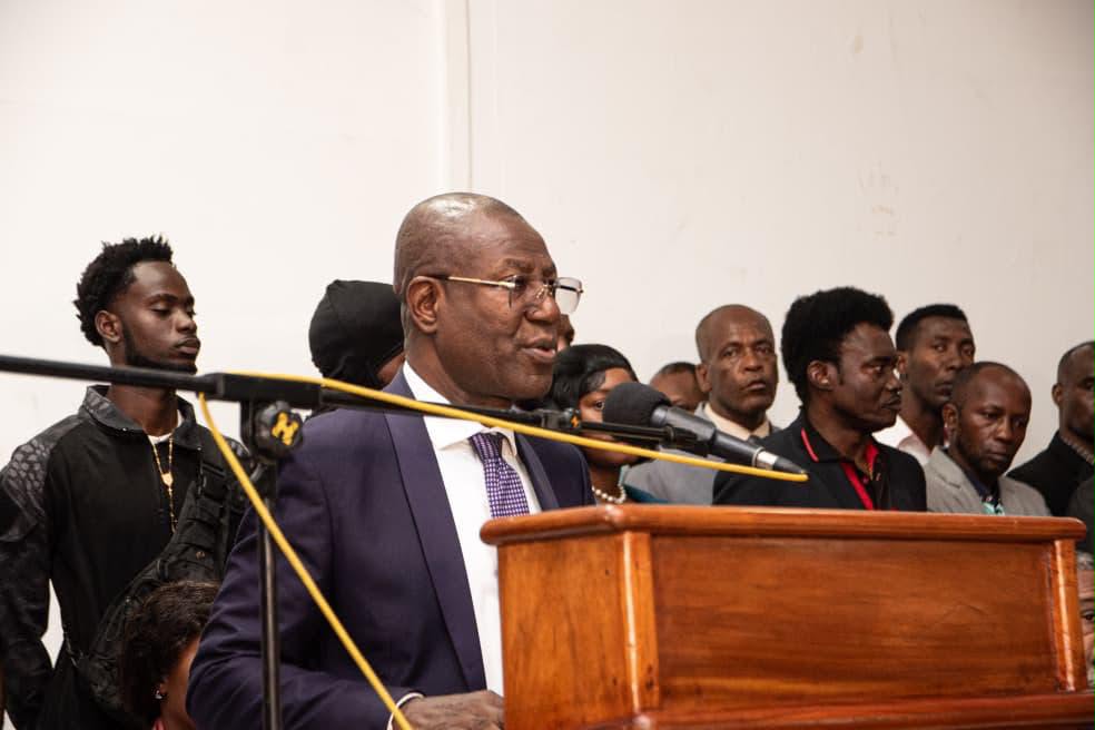 DODactu0's tweet photo. L'Opposition progressiste d'Haïti a lancé, ce 2 juillet à Pétion-Ville, une coalition de plus de 80 partis et organisations. Menée notamment par Jonas Coffy, Dieuseul Simon Desras et Jeantel Joseph, elle exige le départ du Premier ministre et appelle à une transition bicéphale. https://t.co/G36zL4XMJu