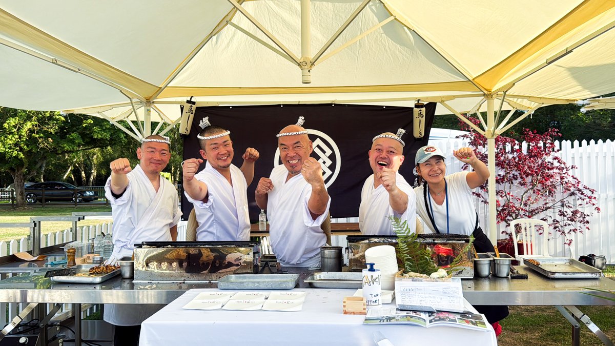 LiveenGT's tweet photo. 鳥しきICHIMON、英国王室ゆかりの舞台「Royal Windsor Cup」に出店！ https://t.co/kcQ3LqYr2J 
＃鳥しきICHIMON #鳥しき #RoyalWindsorCup https://t.co/ZTDqTB4yYa