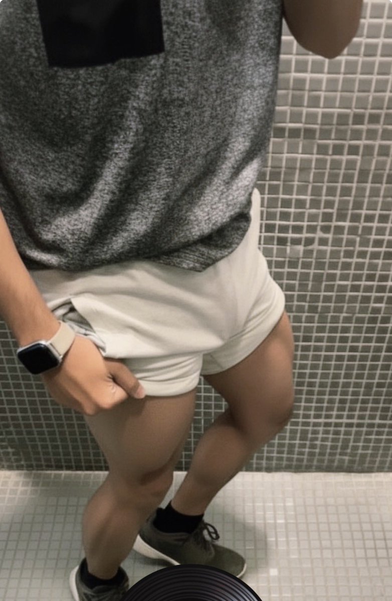 MF9O8's tweet photo. 😜👑🙈 https://t.co/td0smMEFRi