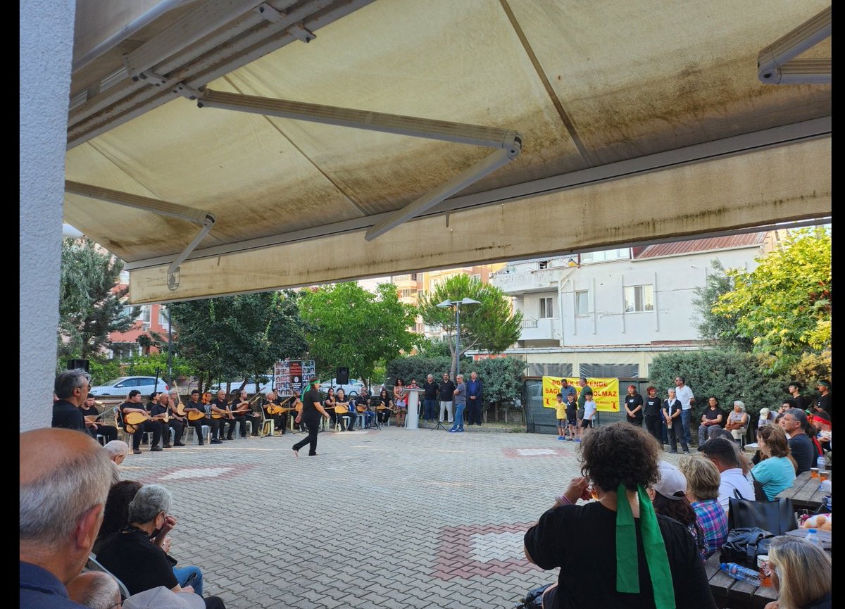 CanakkaleDGD45's tweet photo. Sivas'ta yitirdiğimiz 35 canımızın anısı mücadelemizde yaşamaya devam ediyor.
Unutmadık, affetmedik, vazgeçmedik.
Eşit, özgür ve aydınlık bir ülke kurulana dek onların düşlerini büyütmeye devam edeceğiz. https://t.co/C6FdhiAKMA
