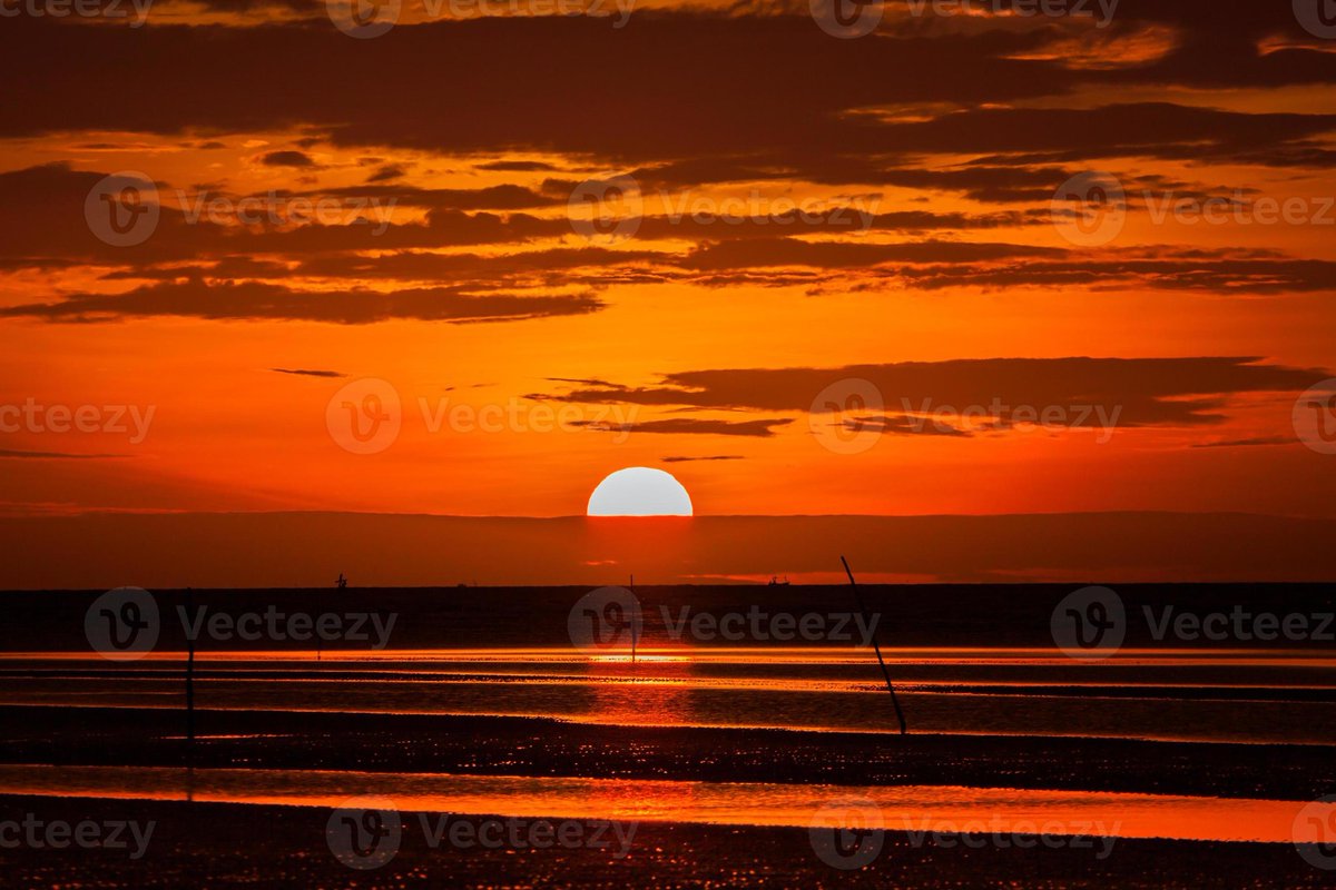 Gui00Df's tweet photo. "O meu lugar favorito é onde o sol se põe." https://t.co/WWYrCqqc1J