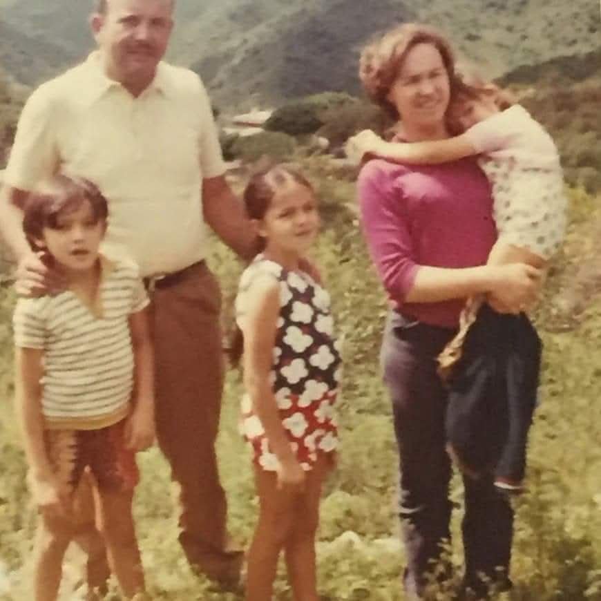 SleimanEduard1's tweet photo. HOY SE CUMPLE 50 AÑOS DE LA BOMBA QUE PUSIERON EN EL COMEDOR POLICIAL LOS HIJOS Y LOS NIETOS DE MADRES Y ABUELA DE PLAZA DE MAYO 
ELLA TENIA 3 HIJOS CHICOS Y UN ESPOSO NO ERA POLICIA NI MILITAR ERA EMPLEADA DE YPF  TODOS LOS 1/2 DIAS IBA ALMORZAR 
ESTAMOS ESPERANDO A LA JUSTICIA https://t.co/zacDKTM98h