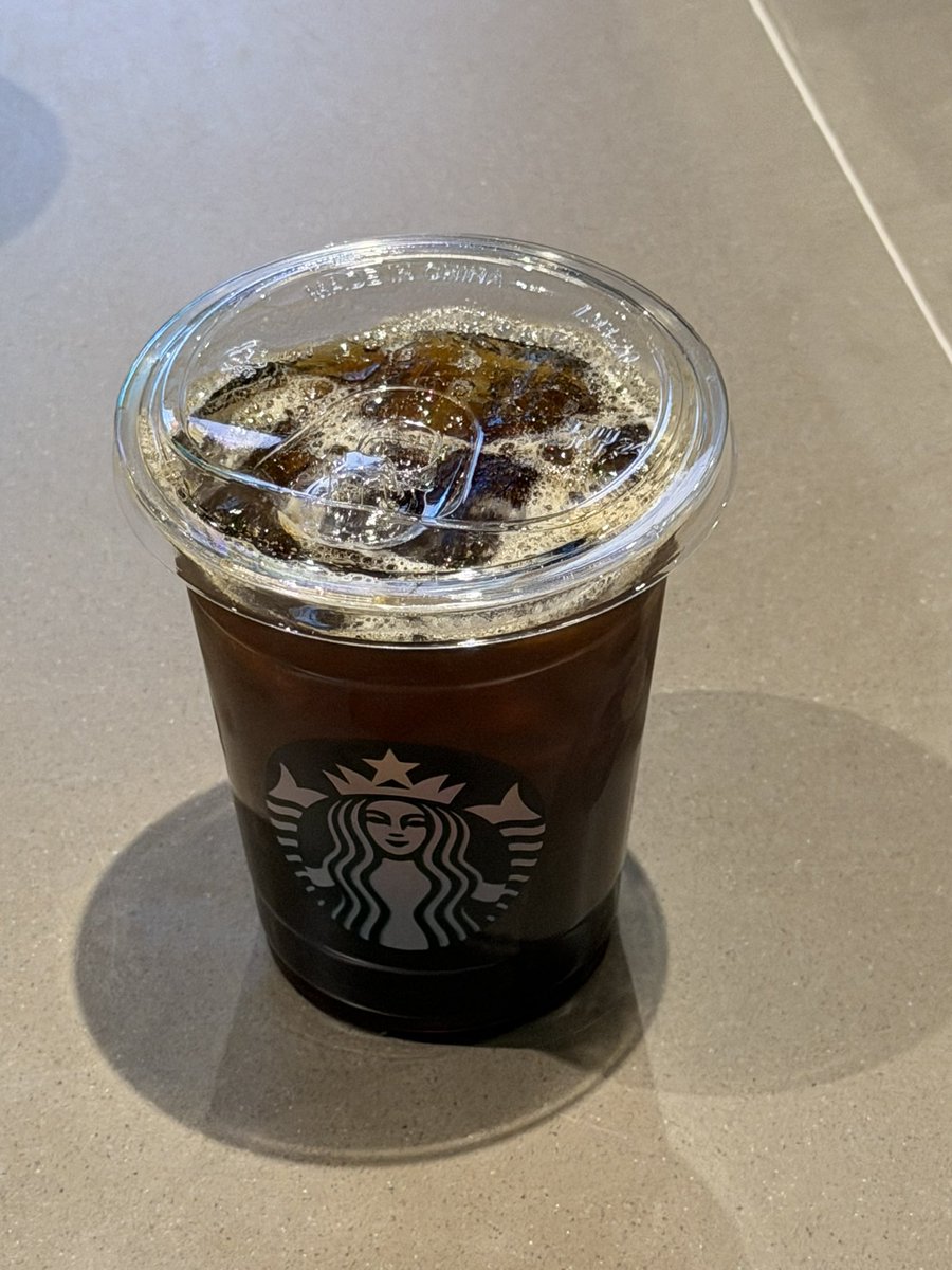 ltaszc's tweet photo. Ice Americano 🤎. https://t.co/p49mG71jre