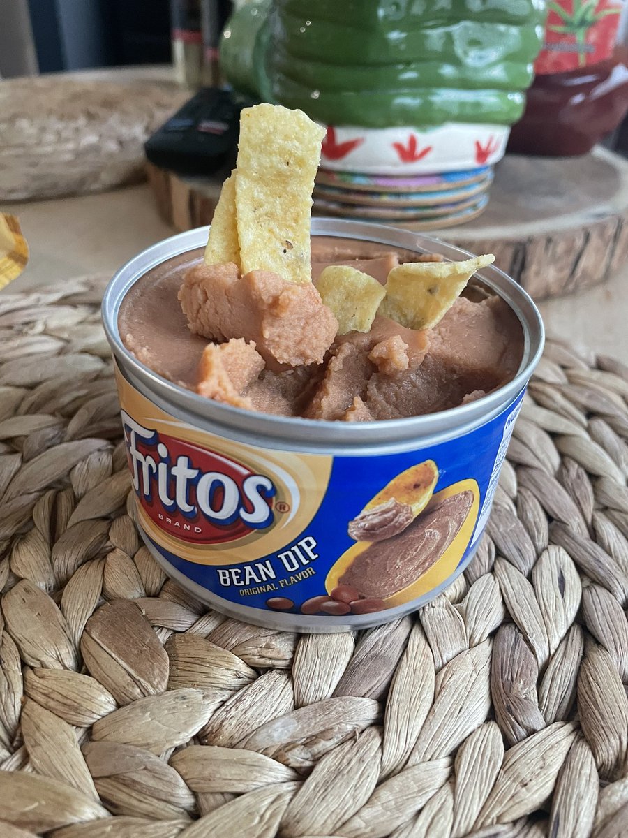 9802MonGar's tweet photo. What us 90s Texan Mexican-American kids snacked on every time our dads were taking care of us 😭😂 https://t.co/c3fmDPCeuh
