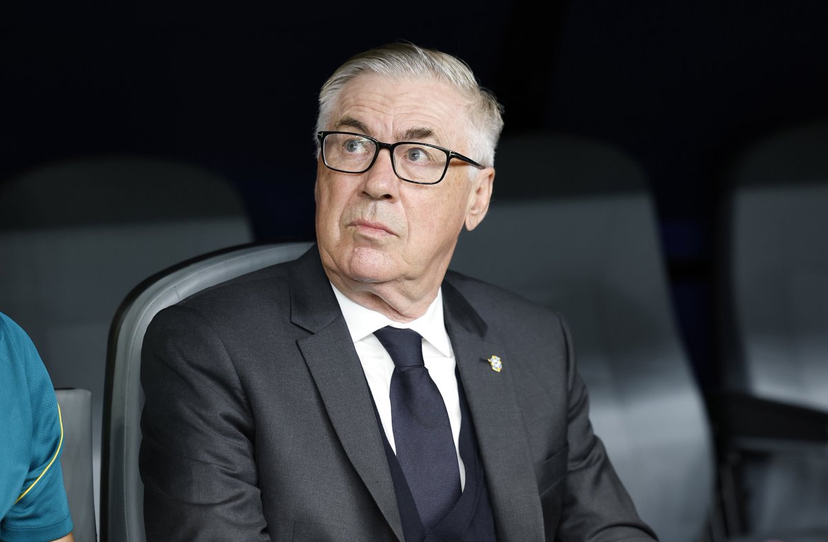 futebol_info's tweet photo. Técnico da Noruega carrega jejum incômodo e nunca venceu Ancelotti, técnico da Seleção Brasileira.

Stale Solbakken enfrentou Ancelotti 4 vezes na Champions League. Foram 3 derrotas e 1 empate.

🗞️ @geglobo 
📸 Rafael Ribeiro e Nelson Termé/CBF | Seleção Norueguesa https://t.co/mtk0ao3MME