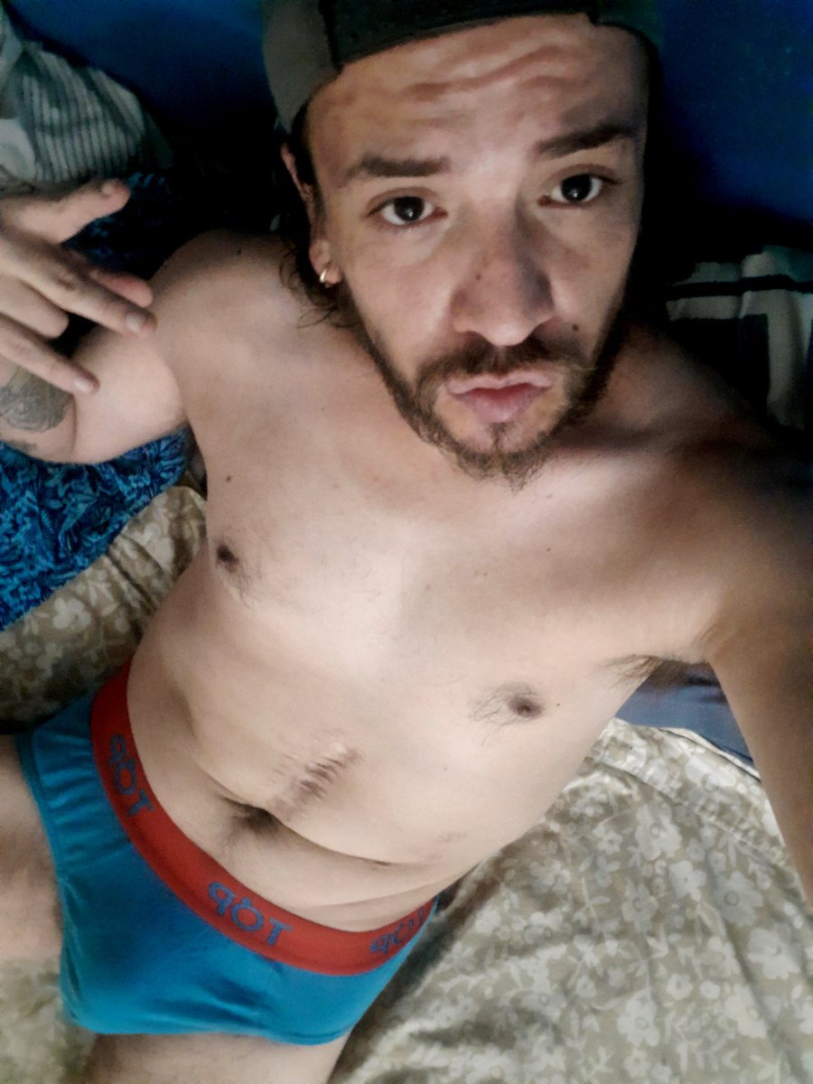 wolowitz66y's tweet photo. @_nayrbb Saludos de cam4 jadv1 https://t.co/G4tnqjcYwn